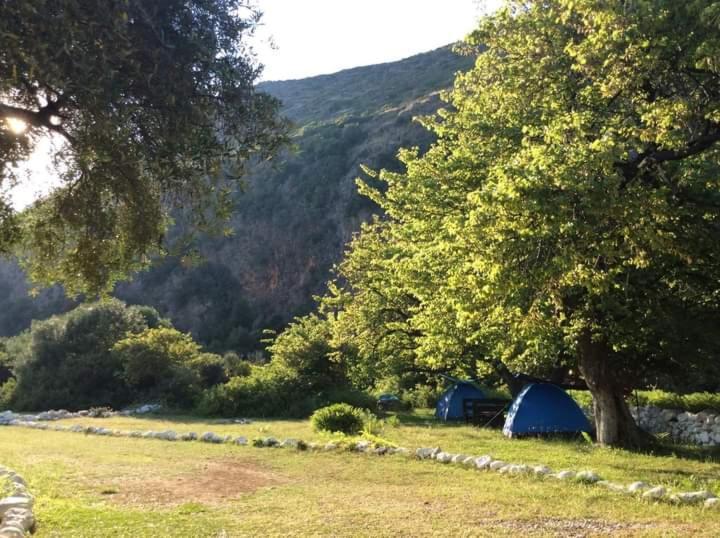 Gjipe Camping Vuno Exterior foto